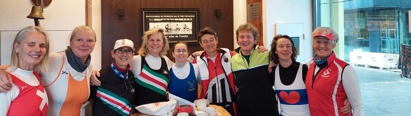 the-hour-de-8-van-sandra